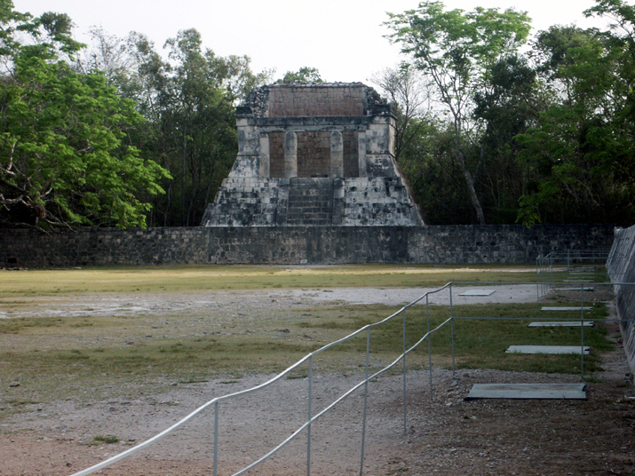 0704 chichen itza 011.jpg - DCF 1.0